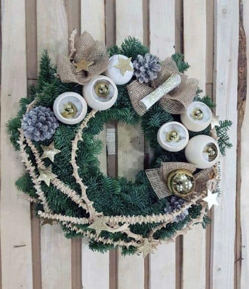 Composition pour Noël | Fleuriste (88)