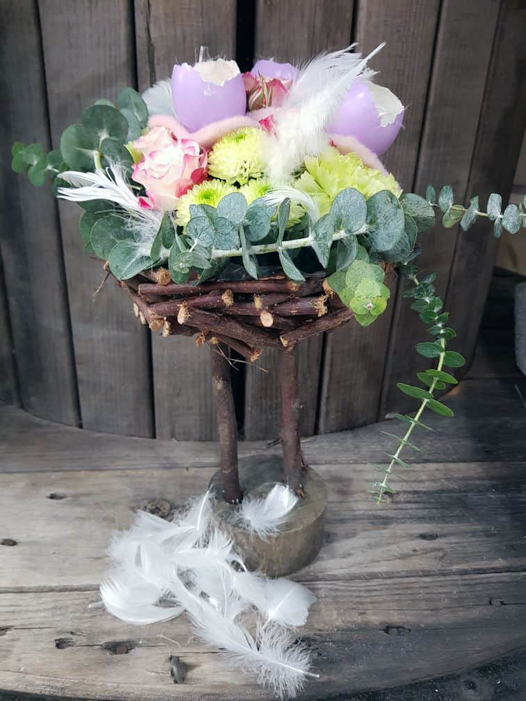 Composition pour Pâques | Fleuriste (88)