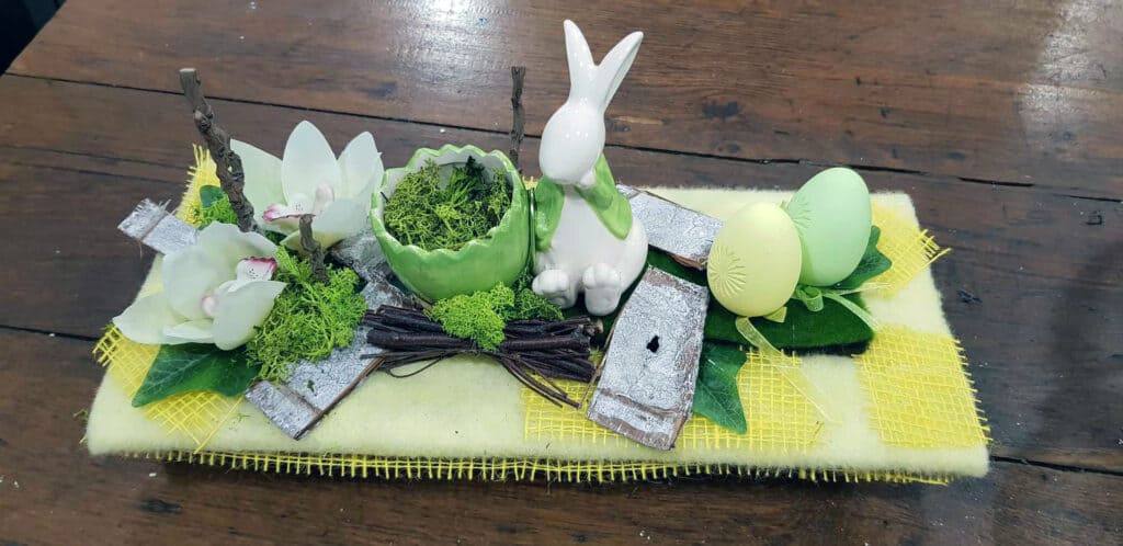 Composition pour Pâques | Fleuriste (88)